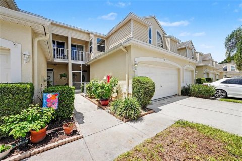 Townhouse in Largo, Florida 3 bedrooms, 166.48 sq.m. № 2210073 - photo 2