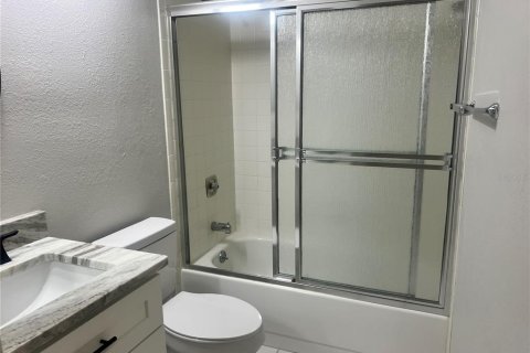 Купить кондоминиум в Сарасота, Флорида 6 комнат, 128.3м2, № 1722928 - фото 21