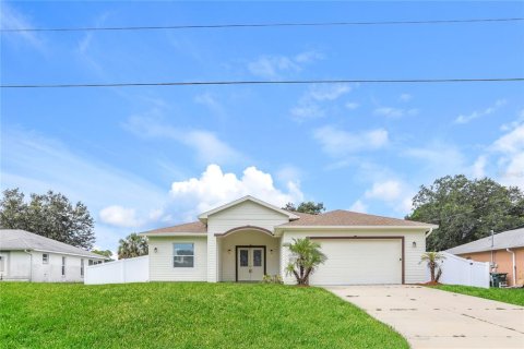 Villa ou maison à North Port, Floride 3 chambres, 146.51 m2 № 2112956