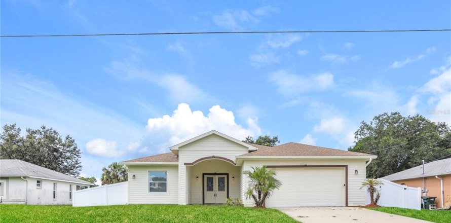 Villa ou maison à North Port, Floride 3 chambres, 146.51 m2 № 2112956