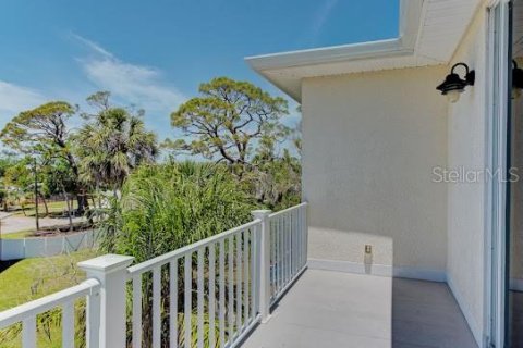 Casa en venta en Englewood, Florida, 3 dormitorios, 195.19 m2 № 1652287 - foto 5