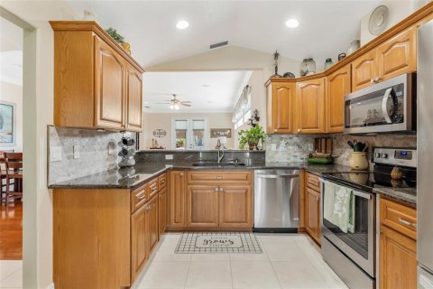 Купить виллу или дом в Таварес, Флорида 5 комнат, 212.19м2, № 2144824 - фото 8