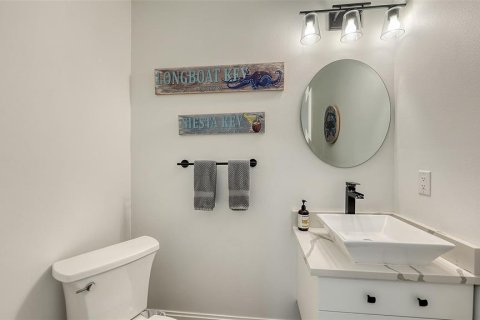 Casa en venta en Sarasota, Florida, 4 dormitorios, 210.61 m2 № 2433326 - foto 22