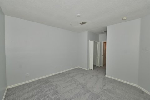 Townhouse in Orlando, Florida 3 bedrooms, 151.9 sq.m. № 2400301 - photo 29