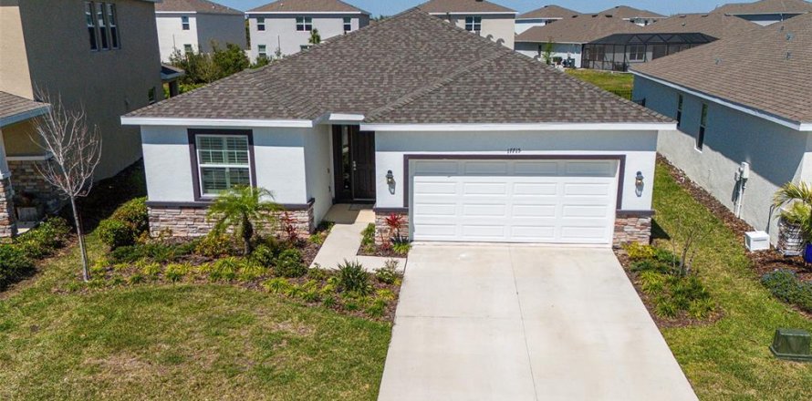 House in Bradenton, Florida 4 bedrooms, 189.99 sq.m. № 1573594