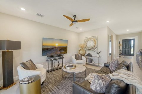 House in Bradenton, Florida 4 bedrooms, 189.99 sq.m. № 1573594 - photo 16
