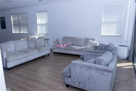 Villa ou maison à vendre à Saint Cloud, Floride: 5 chambres, 253.81 m2 № 2312302 - photo 7