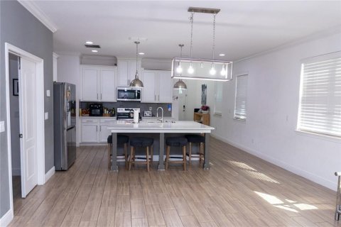 Villa ou maison à vendre à Saint Cloud, Floride: 5 chambres, 253.81 m2 № 2312302 - photo 6