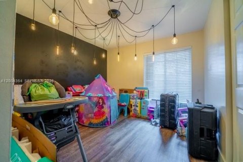 Купить виллу или дом в Майами, Флорида 4 спальни, 189.99м2, № 2068565 - фото 18