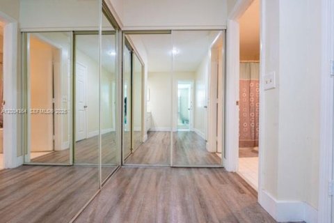 Купить виллу или дом в Майами, Флорида 4 спальни, 189.99м2, № 2068565 - фото 26