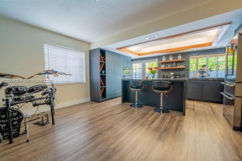 Купить виллу или дом в Майами, Флорида 4 спальни, 189.99м2, № 2068565 - фото 11