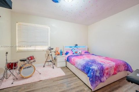 Купить виллу или дом в Майами, Флорида 4 спальни, 189.99м2, № 2068565 - фото 22