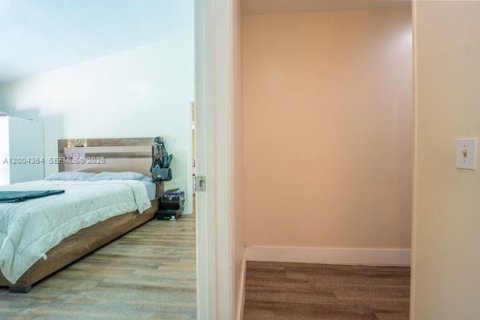 Купить виллу или дом в Майами, Флорида 4 спальни, 189.99м2, № 2068565 - фото 24