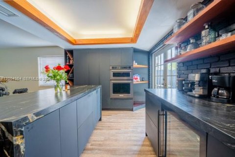 Купить виллу или дом в Майами, Флорида 4 спальни, 189.99м2, № 2068565 - фото 10