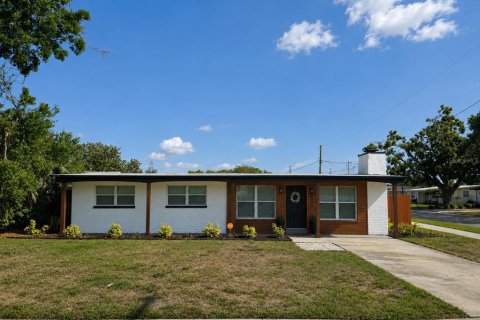 Villa ou maison à Tampa, Floride 3 chambres, 107.02 m2 № 2345188