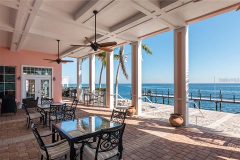 Condo in Saint Petersburg, Florida, 1 bedroom  № 1675716 - photo 27