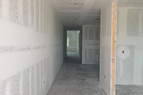Купить виллу или дом в Нью-Смирна-Бич, Флорида 3 комнаты, 285.58м2, № 1725686 - фото 3