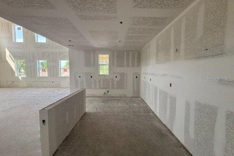 Купить виллу или дом в Нью-Смирна-Бич, Флорида 3 комнаты, 285.58м2, № 1725686 - фото 7