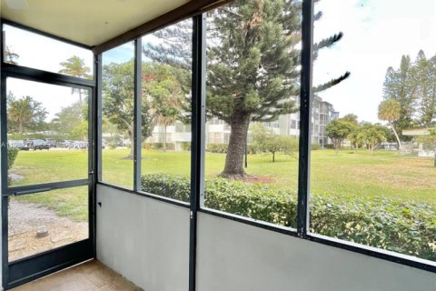 Снять в аренду кондоминиум в Холливуд, Флорида 1 спальня, 72.46м2, № 2006519 - фото 11