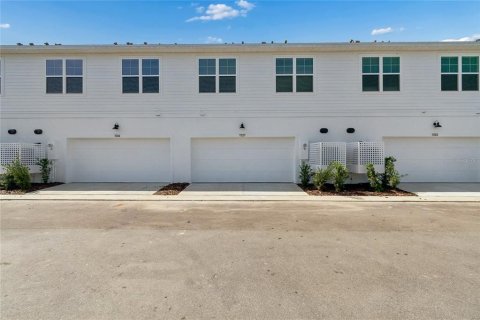 Townhouse in Sarasota, Florida 3 bedrooms, 162.86 sq.m. № 2151219 - photo 30