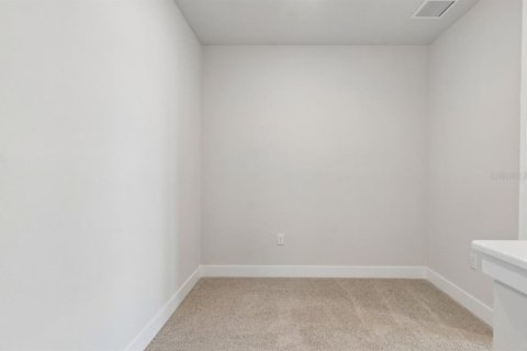 Townhouse in Sarasota, Florida 3 bedrooms, 162.86 sq.m. № 2151219 - photo 27