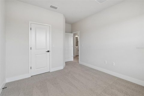 Townhouse in Sarasota, Florida 3 bedrooms, 162.86 sq.m. № 2151219 - photo 24