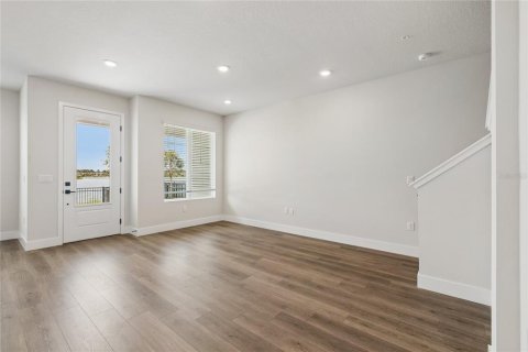 Townhouse in Sarasota, Florida 3 bedrooms, 162.86 sq.m. № 2151219 - photo 13