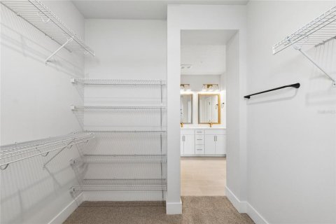 Townhouse in Sarasota, Florida 3 bedrooms, 162.86 sq.m. № 2151219 - photo 22