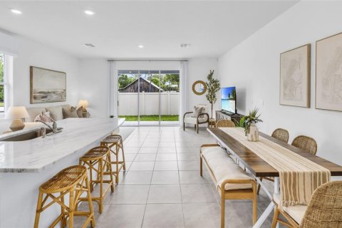 Купить таунхаус в Ларго, Флорида 7 комнат, 155.43м2, № 1902733 - фото 7