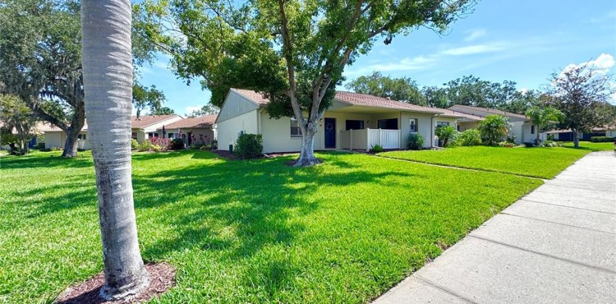 Villa ou maison à Oldsmar, Floride 3 chambres, 134.71 m2 № 1750867