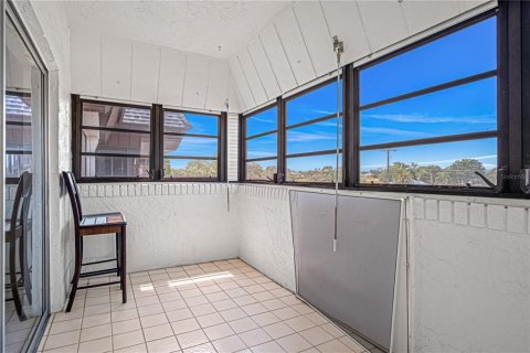 Condo in Palm Bay, Florida, 2 bedrooms № 2225381 - photo 5