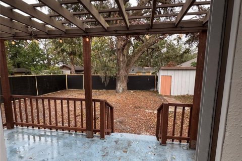 House in Tampa, Florida 3 bedrooms, 97.73 sq.m. № 1531174 - photo 14