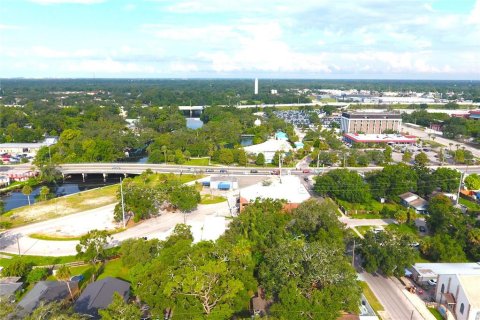 House in Tampa, Florida 3 bedrooms, 97.73 sq.m. № 1531174 - photo 20