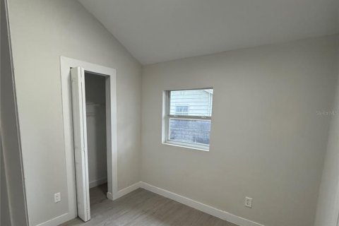 House in Tampa, Florida 3 bedrooms, 97.73 sq.m. № 1531174 - photo 12