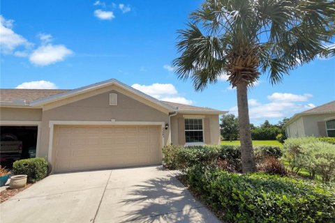 Townhouse in Wesley Chapel, Florida 3 bedrooms, 145.76 sq.m. № 1150448 - photo 1