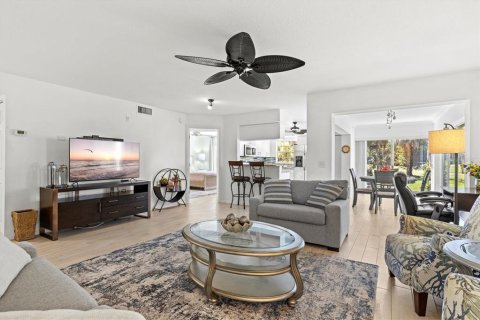 Copropriété à vendre à Venice, Floride: 2 chambres, 118.91 m2 № 2094565 - photo 3