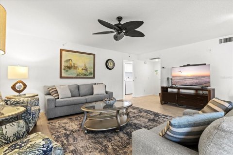 Copropriété à vendre à Venice, Floride: 2 chambres, 118.91 m2 № 2094565 - photo 11