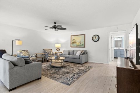 Copropriété à vendre à Venice, Floride: 2 chambres, 118.91 m2 № 2094565 - photo 9