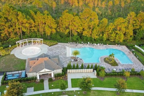 Townhouse in Winter Garden, Florida 4 bedrooms, 204.38 sq.m. № 1914469 - photo 3