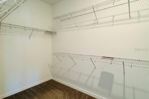 Townhouse in Winter Garden, Florida 4 bedrooms, 204.38 sq.m. № 1914469 - photo 20