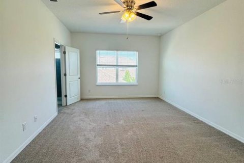 Townhouse in Winter Garden, Florida 4 bedrooms, 204.38 sq.m. № 1914469 - photo 16