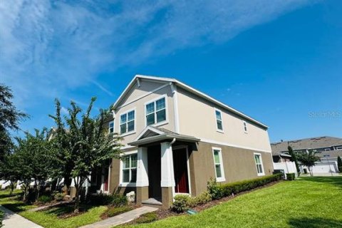 Townhouse in Winter Garden, Florida 4 bedrooms, 204.38 sq.m. № 1914469 - photo 6