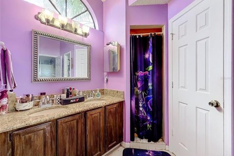 Casa en venta en Kissimmee, Florida, 5 dormitorios, 319.03 m2 № 2308759 - foto 26