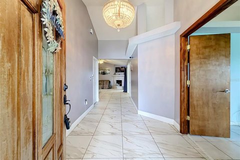 Casa en venta en Kissimmee, Florida, 5 dormitorios, 319.03 m2 № 2308759 - foto 4