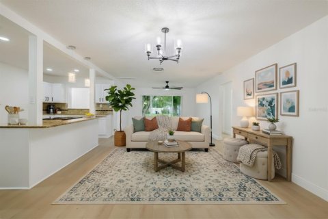 House in Clearwater, Florida 2 bedrooms, 155.89 sq.m. № 1913501 - photo 5