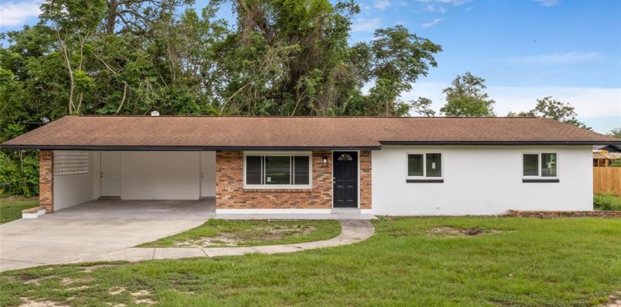 House in Ocala, Florida 3 bedrooms, 140.84 sq.m. № 1772080