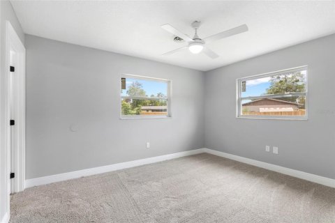 House in Ocala, Florida 3 bedrooms, 140.84 sq.m. № 1772080 - photo 15