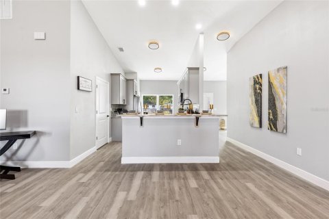 Casa en venta en Ormond Beach, Florida, 3 dormitorios, 178.65 m2 № 1682924 - foto 11