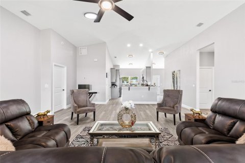 Casa en venta en Ormond Beach, Florida, 3 dormitorios, 178.65 m2 № 1682924 - foto 10