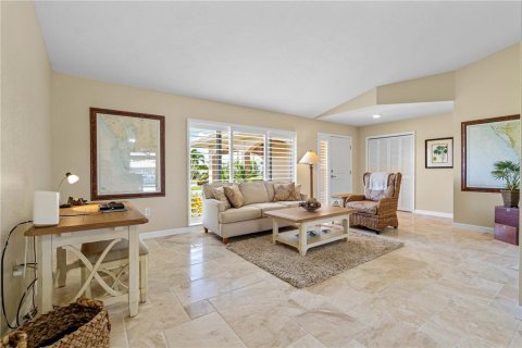 House in Punta Gorda, Florida 2 bedrooms, 146.79 sq.m. № 1725485 - photo 21